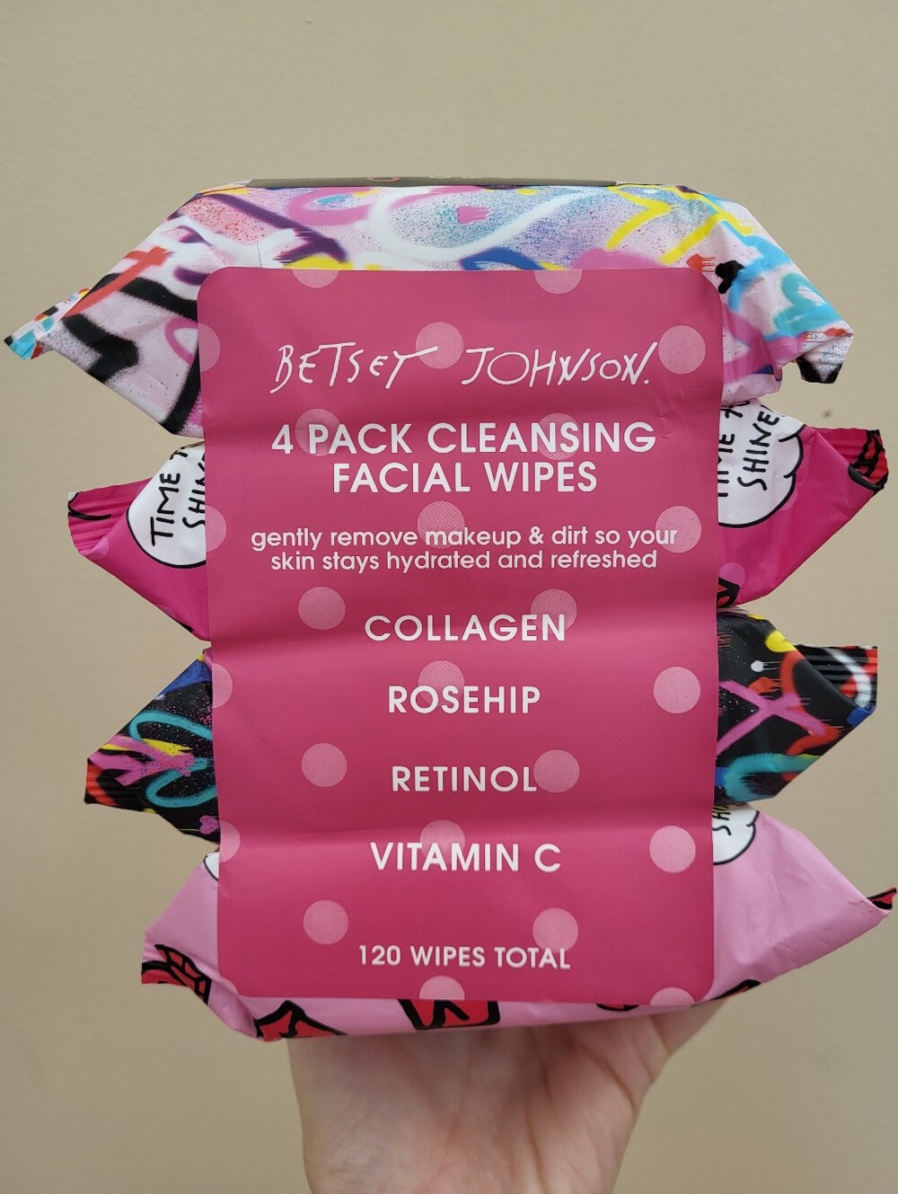 Betsey Johnson Pink Cleansing Facial Wipes 120 count
